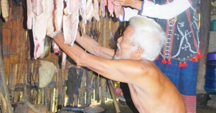 Ethnic Dong Giang 1-Day Tour