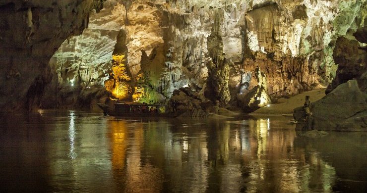 Phong Nha Cave & DMZ Experience 4 Days