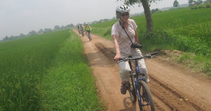 Explore Hanoi By Bike Full Day