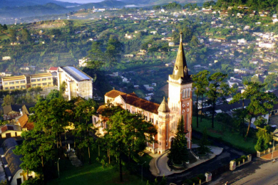 Saigon And Delightful Central Highland 8 Days