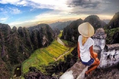 Luxury Hoa Lu - Tam Coc Small Group Day Trip