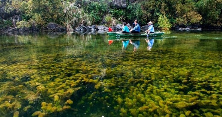 Luxury Hoa Lu - Tam Coc Small Group Day Trip