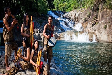 Yang Bay Waterfall & Mud Bath Day Trip