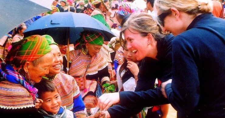 Sapa Ethnic Market Day Trip