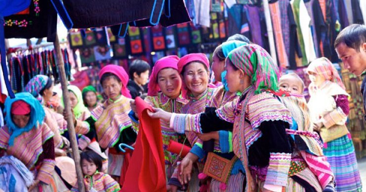 Sapa & Bac Ha Market Explore 2 Days