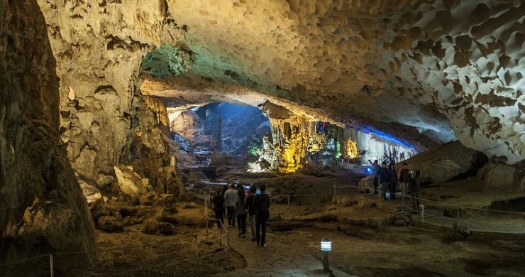 Must-See Vietnam and Cambodia 17 Days