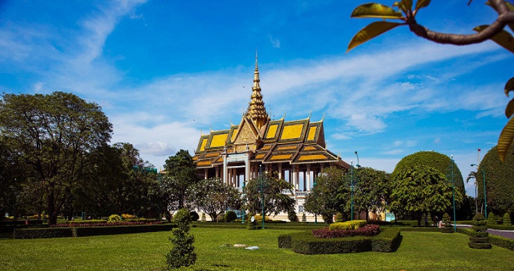 Must-See Vietnam and Cambodia 17 Days