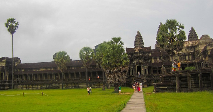 Must-See Vietnam and Cambodia 17 Days