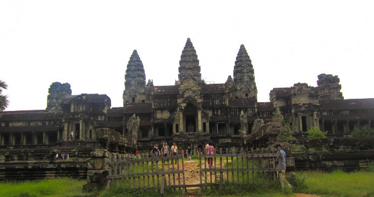 Must-See Vietnam and Cambodia 17 Days