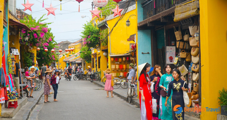 Must-See Vietnam and Cambodia 17 Days