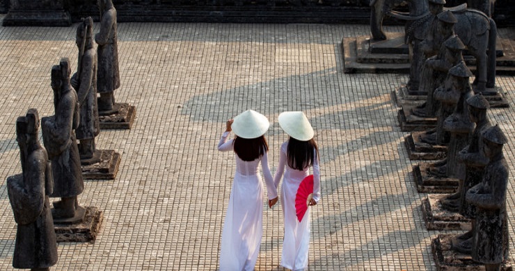 Must-See Vietnam and Cambodia 17 Days