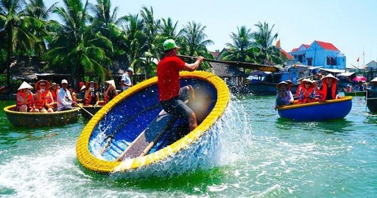 Vietnam Family Beach Rest 15 Days