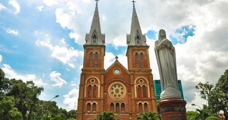 Luxury Saigon Explore 8 Days